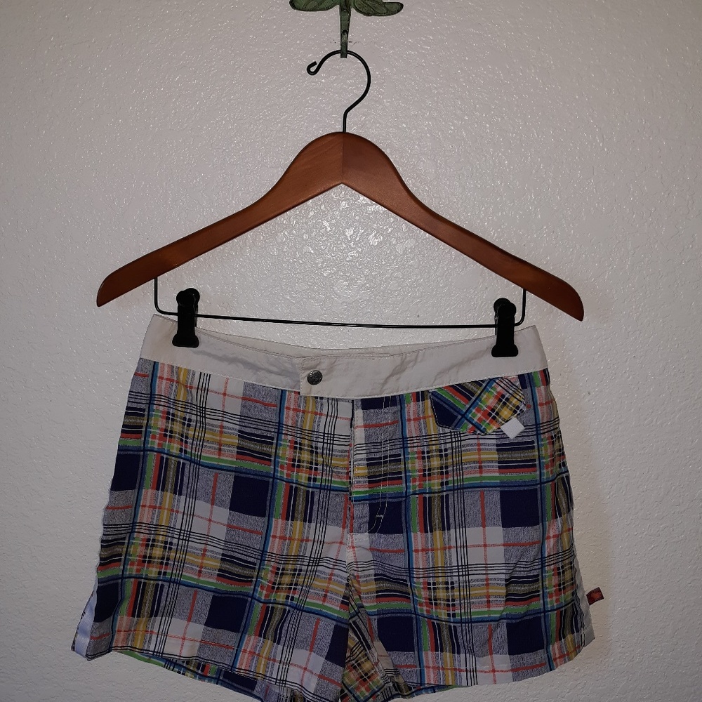ROXY PLAID SHORTS SIZE 7